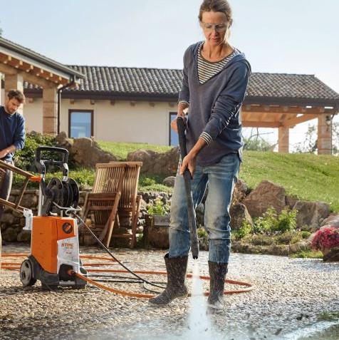 Visokotlačni čistilec RE 130 PLUS STIHL